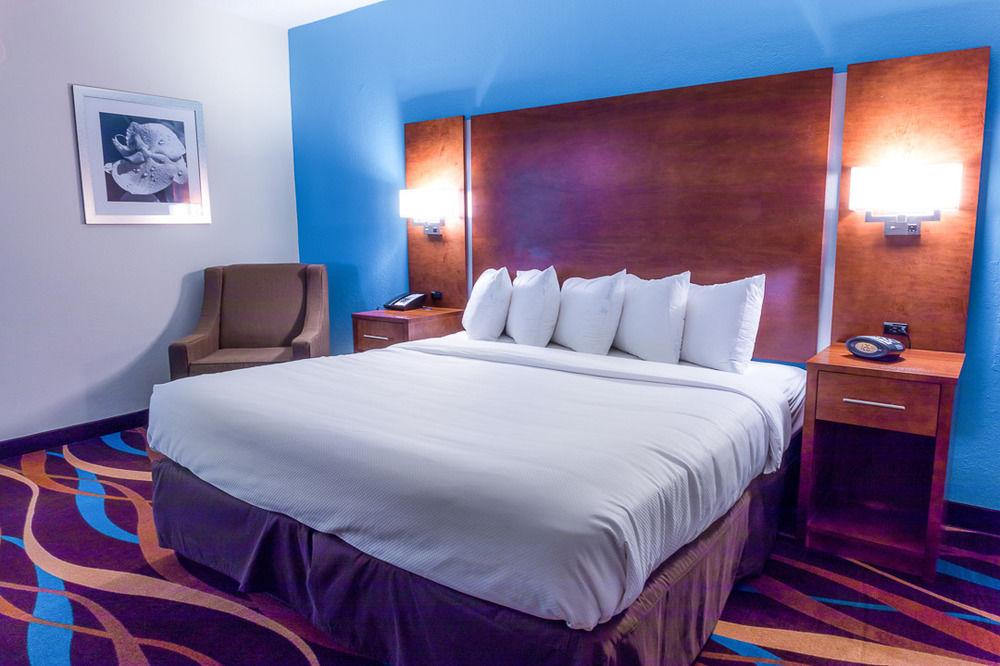 Four Points By Sheraton Fort Lauderdale Airport/Cruise Port Exterior photo